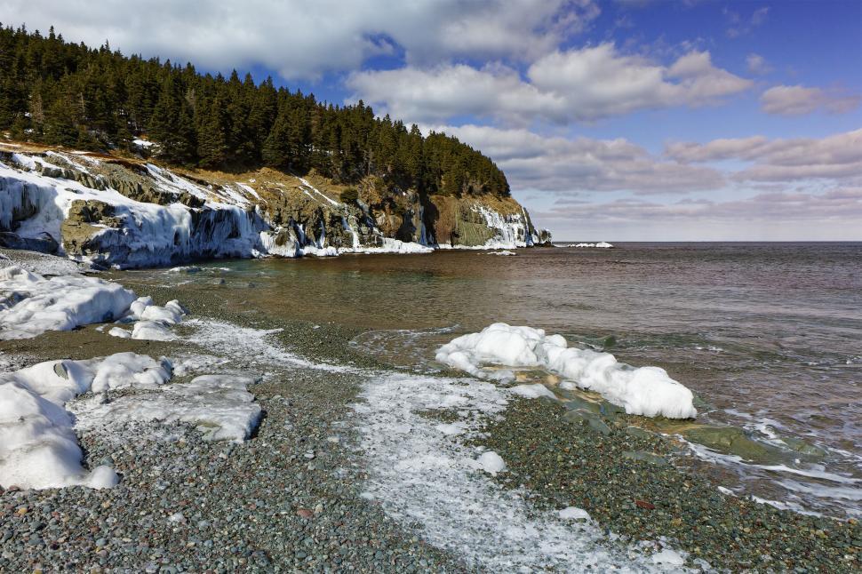 Free Image of Winter Bay 