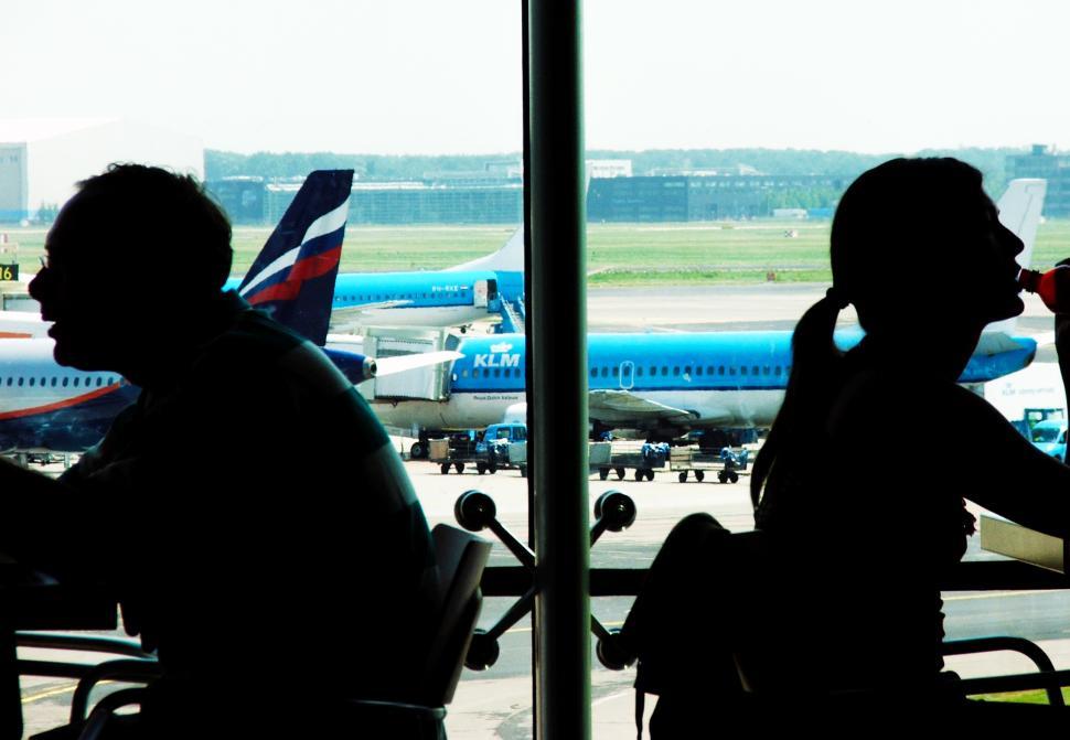 Free Image of People waiting at airport 