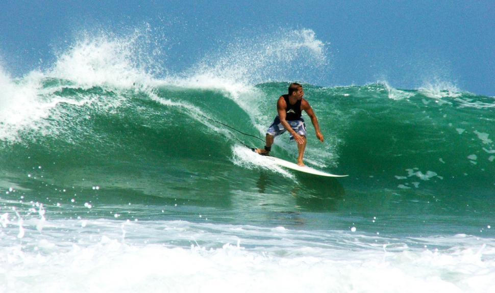 Free Image of surfer surfing 