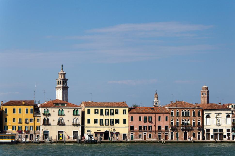 Free Image of Houses in the city of Venice 
