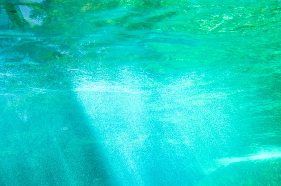 Free Image of Underwater texture with sunshine 