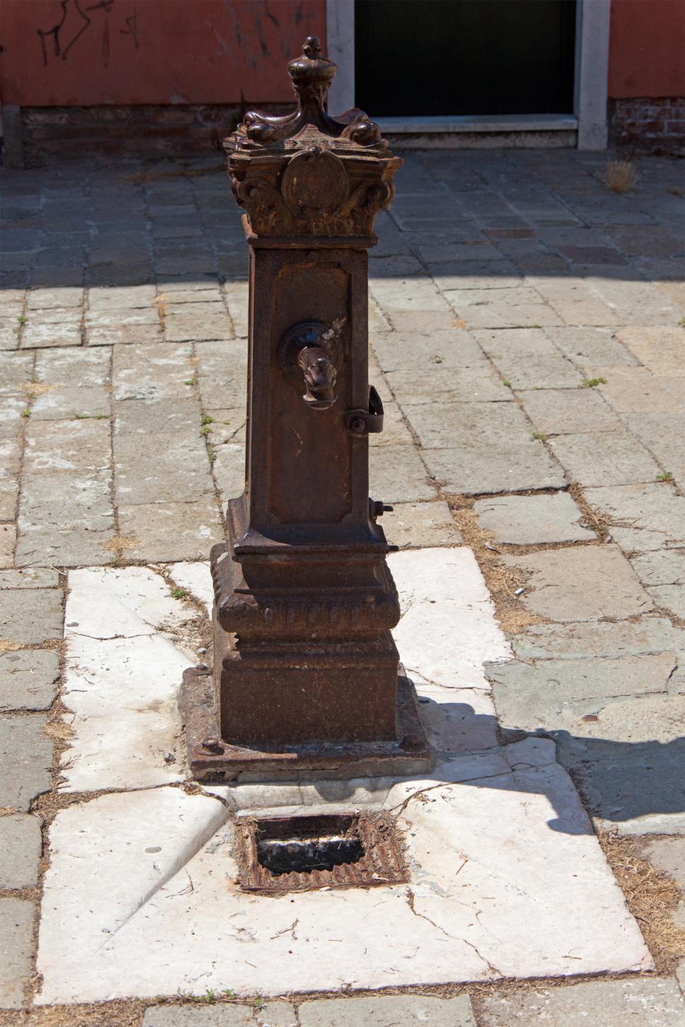 Free Image of Well 