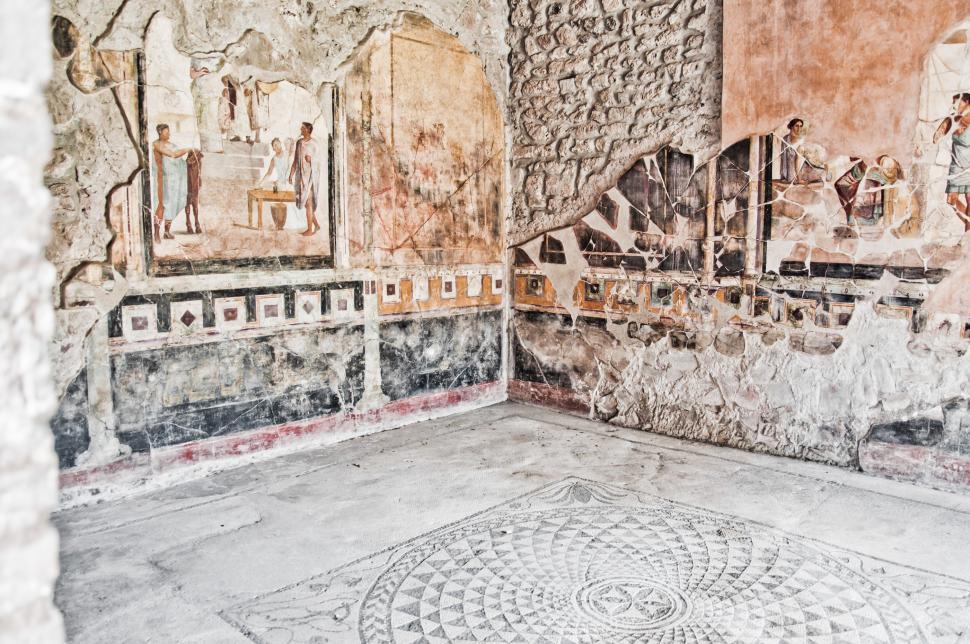 Free Image of ancient room ruin wall 