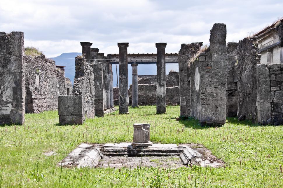 Free Image of ancient Roman city of Pompeii 
