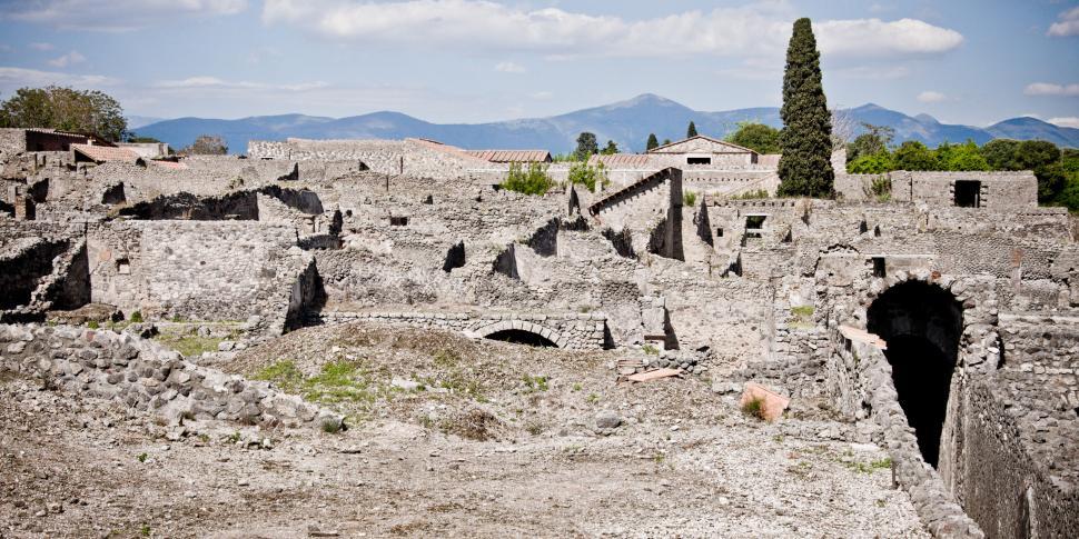 Free Image of ancient Roman city of Pompeii 