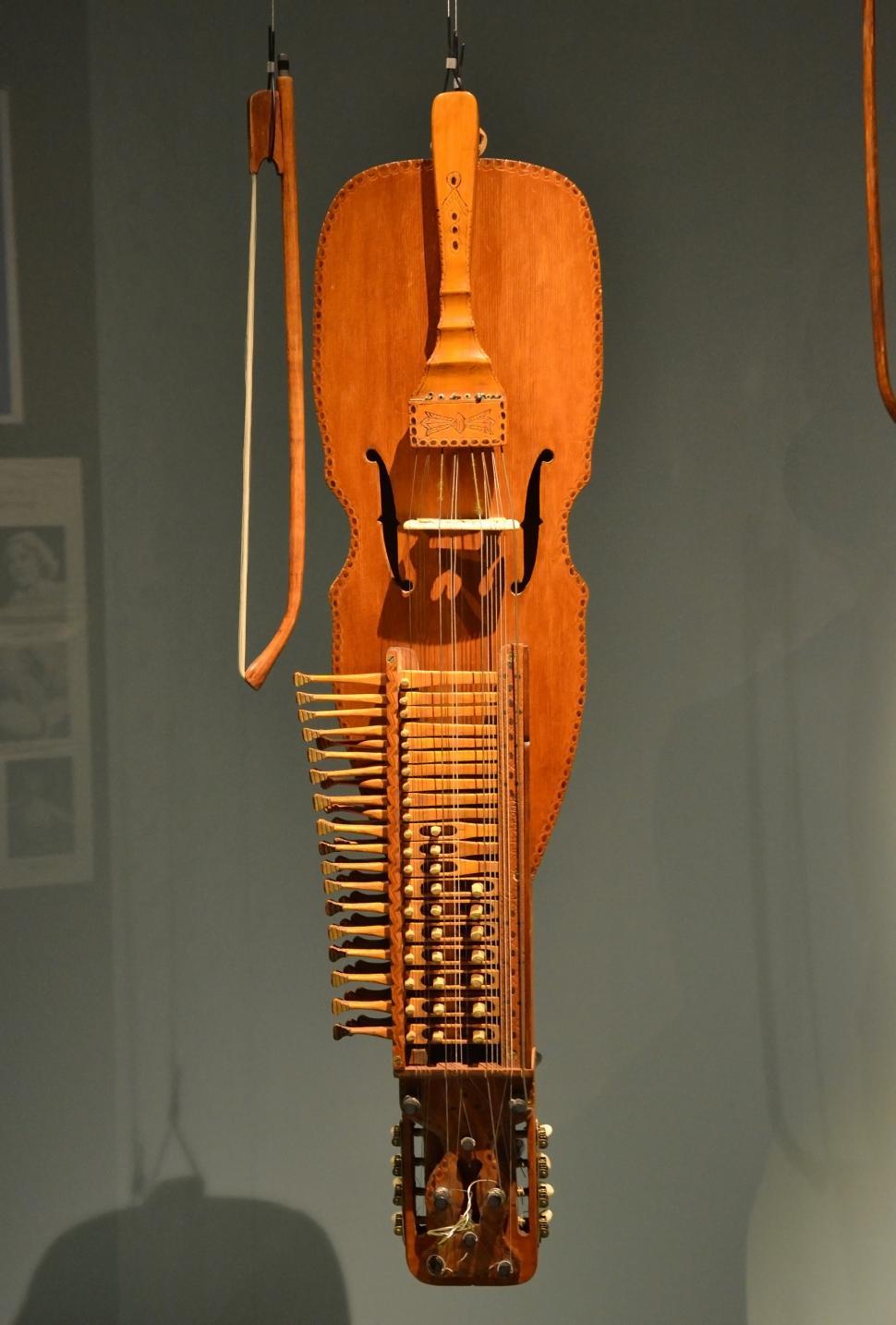 Free Image of Nyckelharpa 