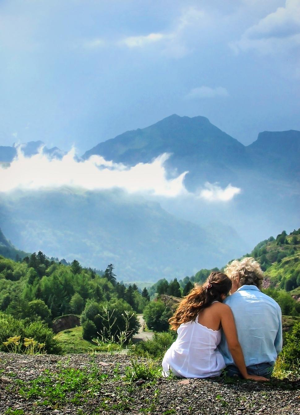 Free Image of Romantic couple enjoying the view 