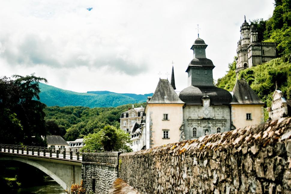 Free Image of Castle landscape 