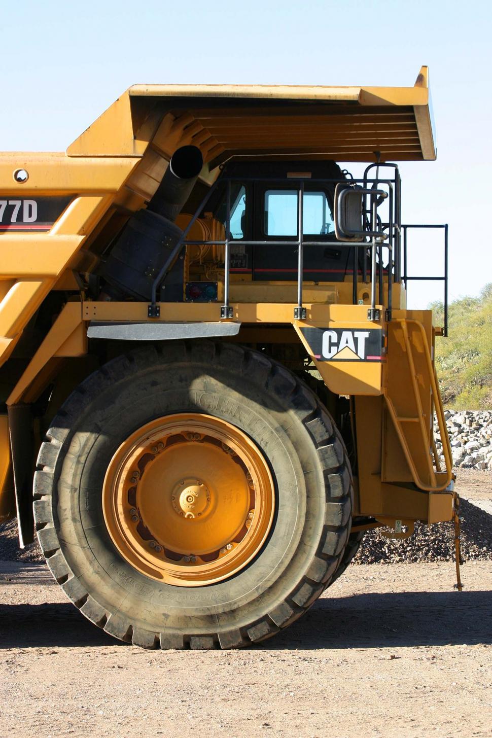 Free Image of Mining truck 