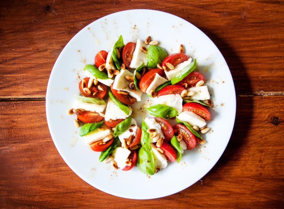 Free Image of caprese tomato mozzarella salad 