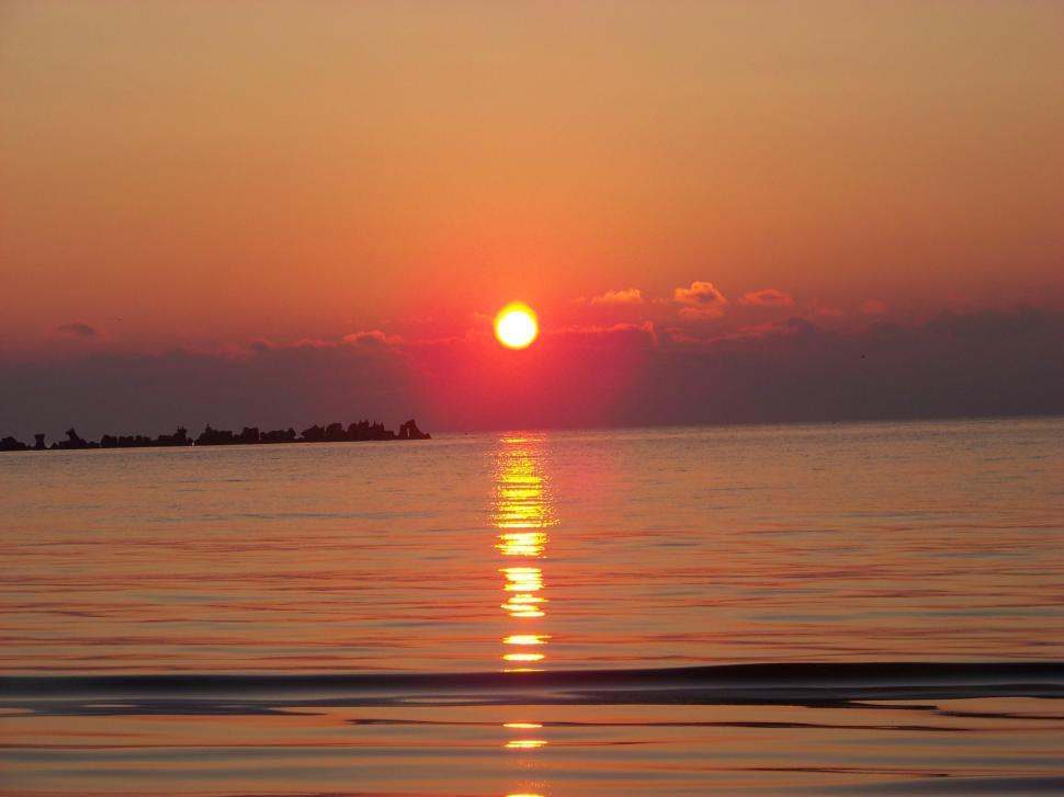 Free Image of Sunrise over Black Sea 