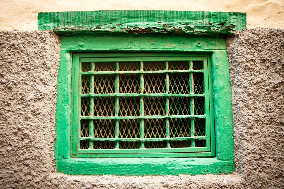 Free Image of Green window 