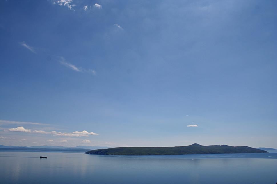 Free Image of Big blue 