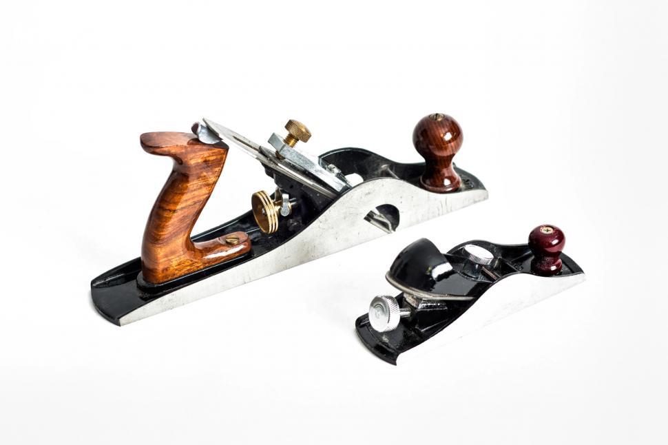 Free Image of Large and Small Plane 