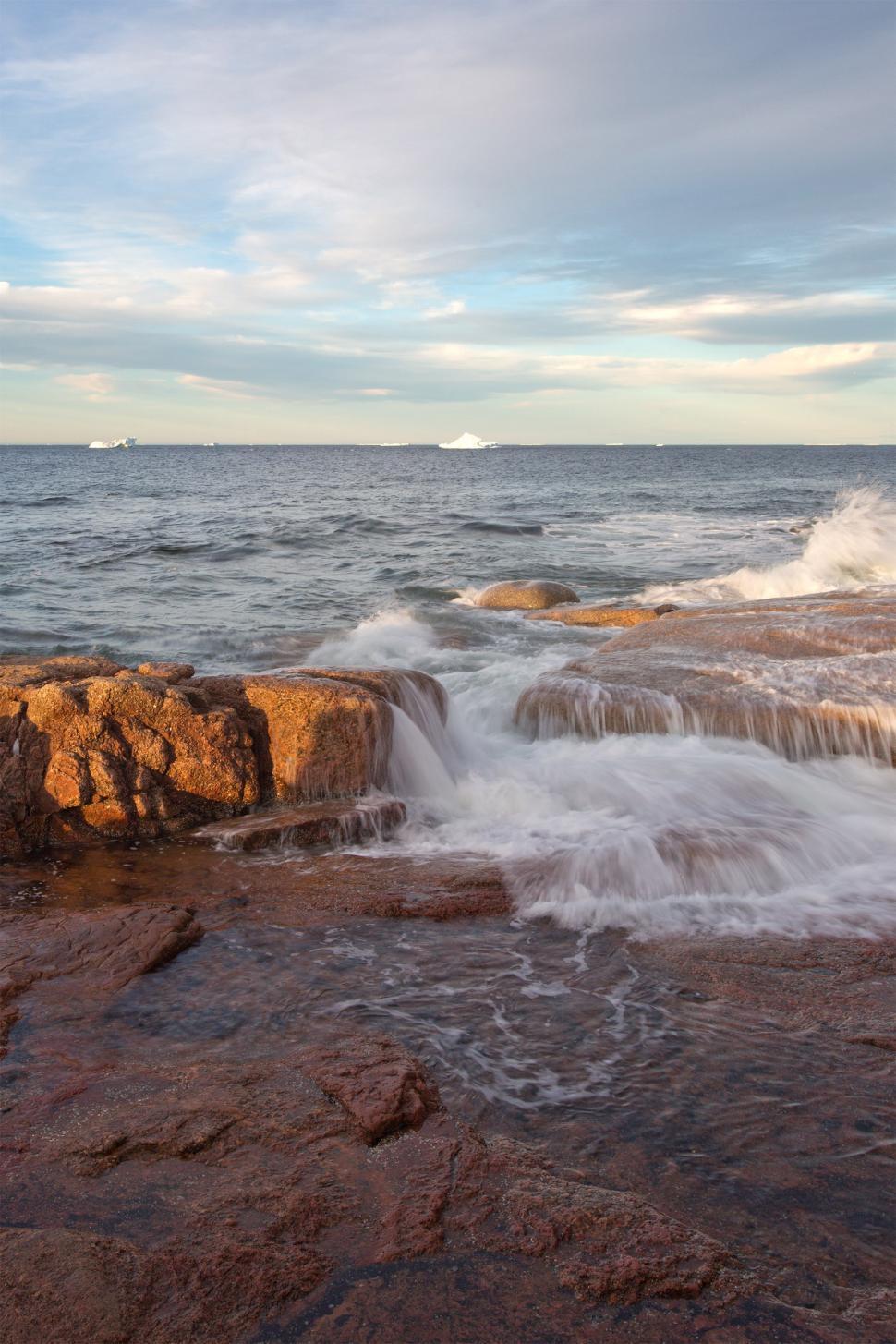 Free Image of Long exposure seascape 