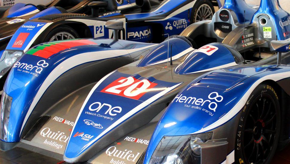 Free Image of Le Mans Race Cars Close-up 