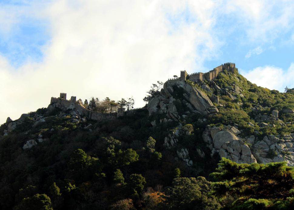 Free Image of Moorish Castle in Sintra 