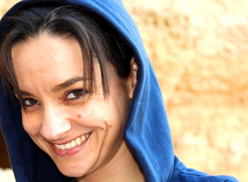 Free Image of Woman smiling 