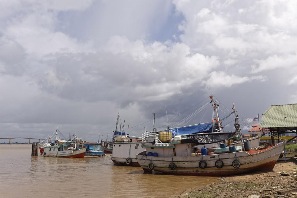 Free Image of Fishing boats 