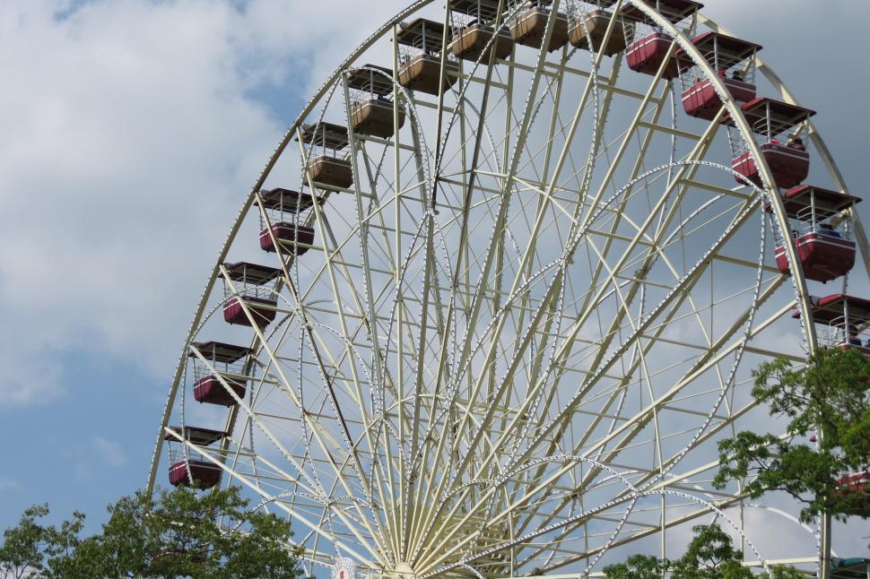 Free Image of Ferris Wheel 