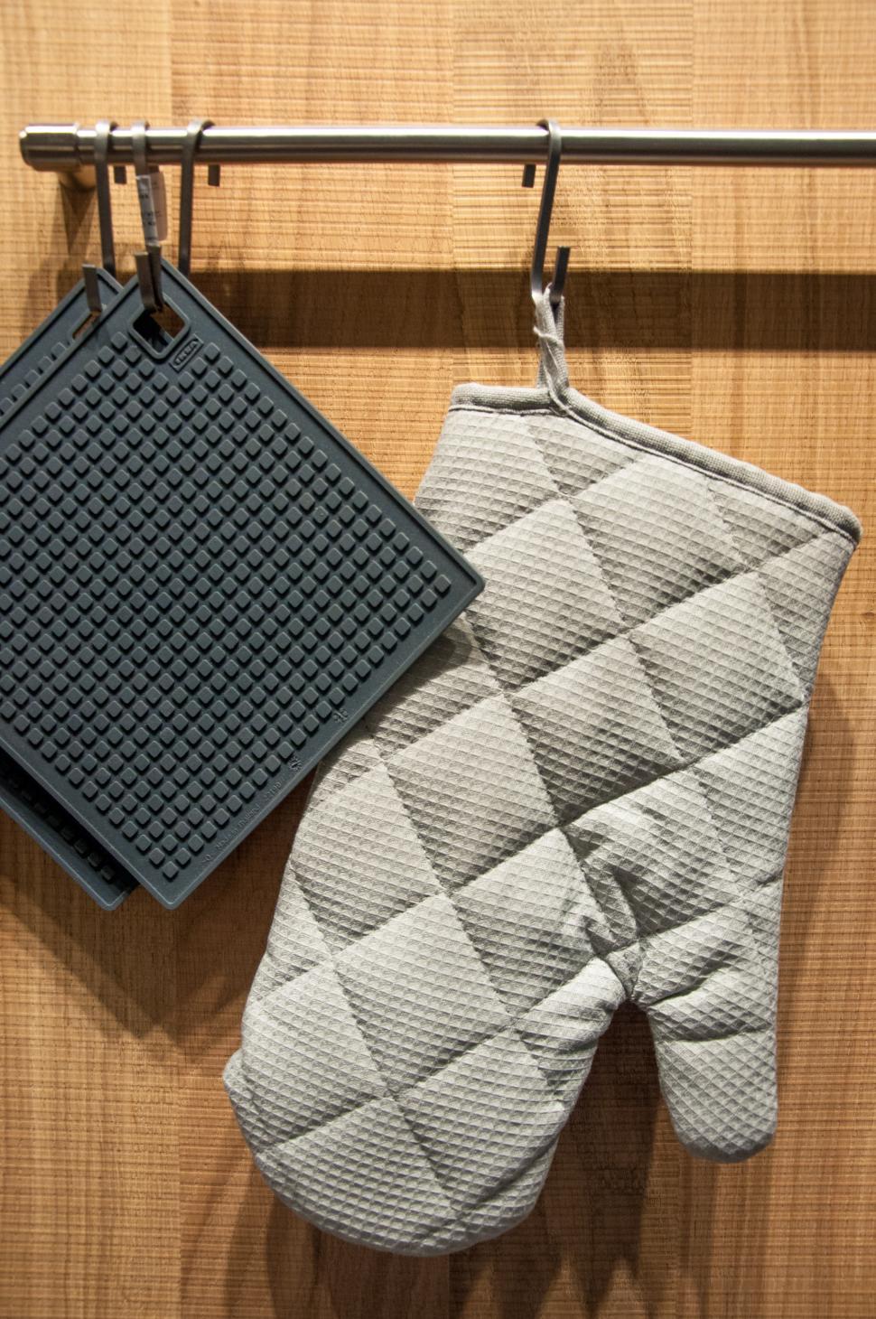 Free Image of Oven gloves 