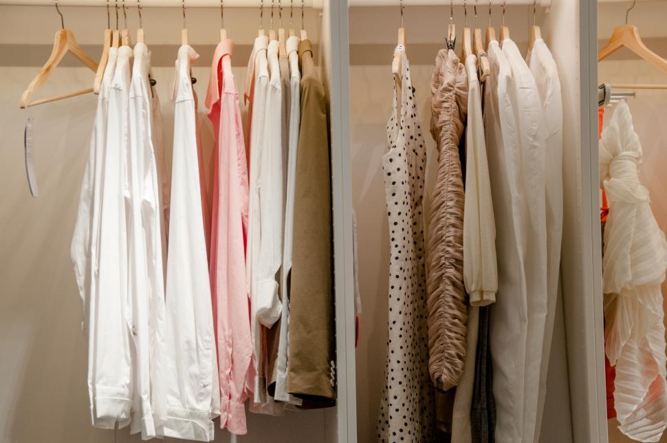 Free Image of wardrobe 