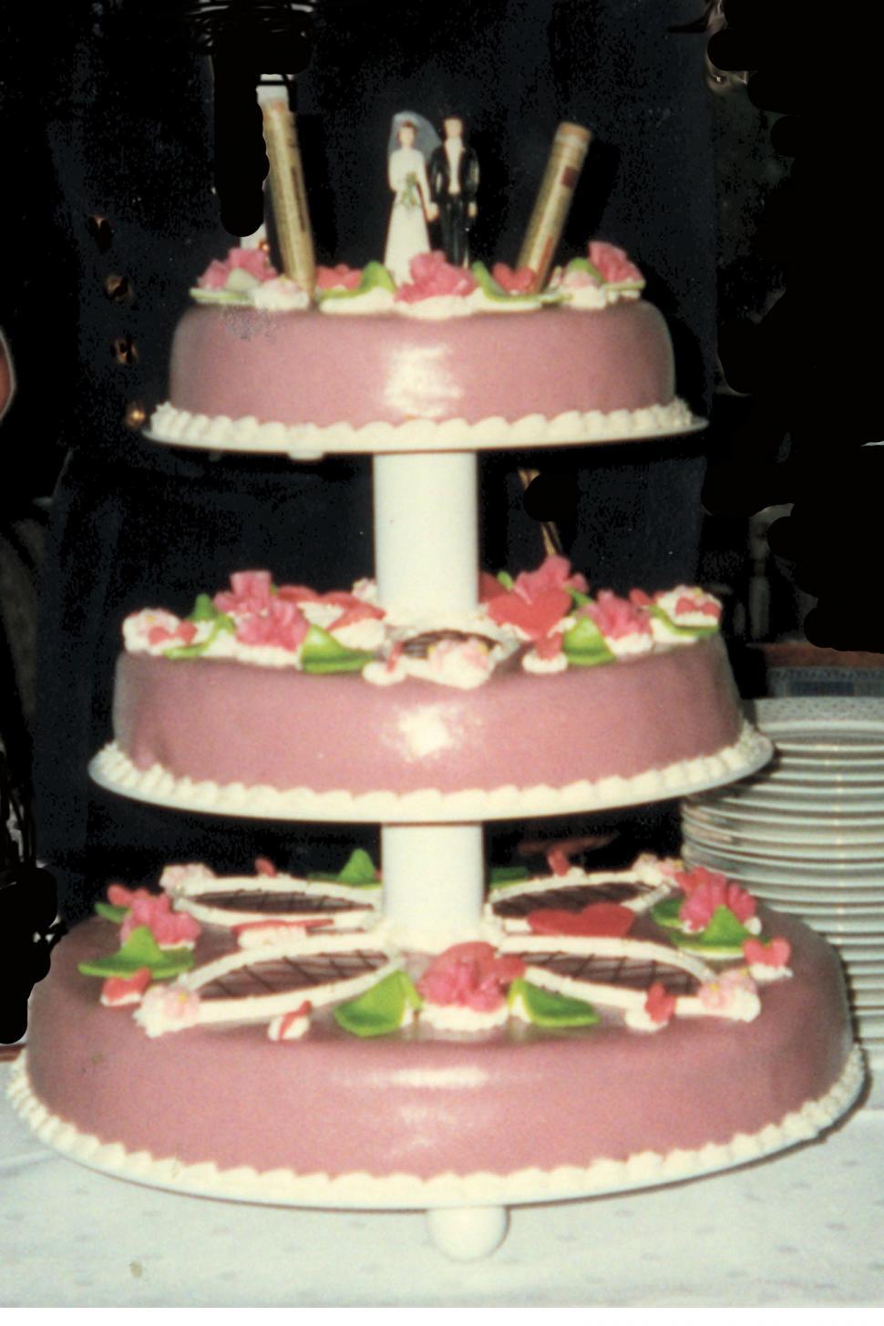 Free Image of Cake 