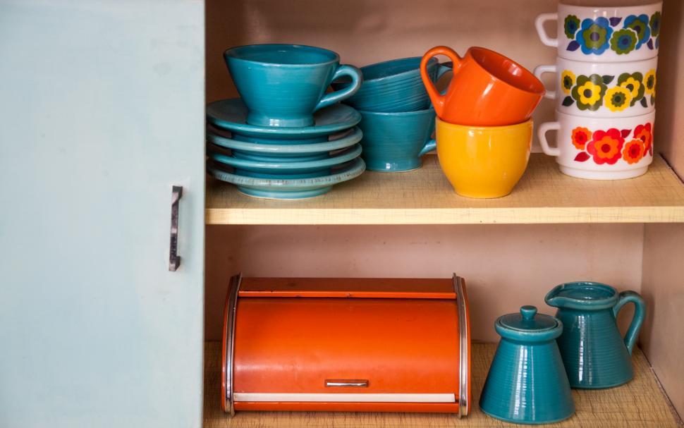 Free Image of retro vintage kitchenware ceramics 