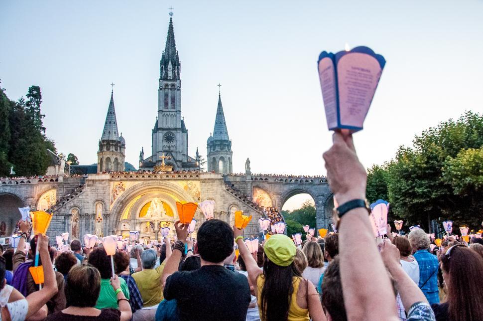Free Image of lourdes prayer ceremony 