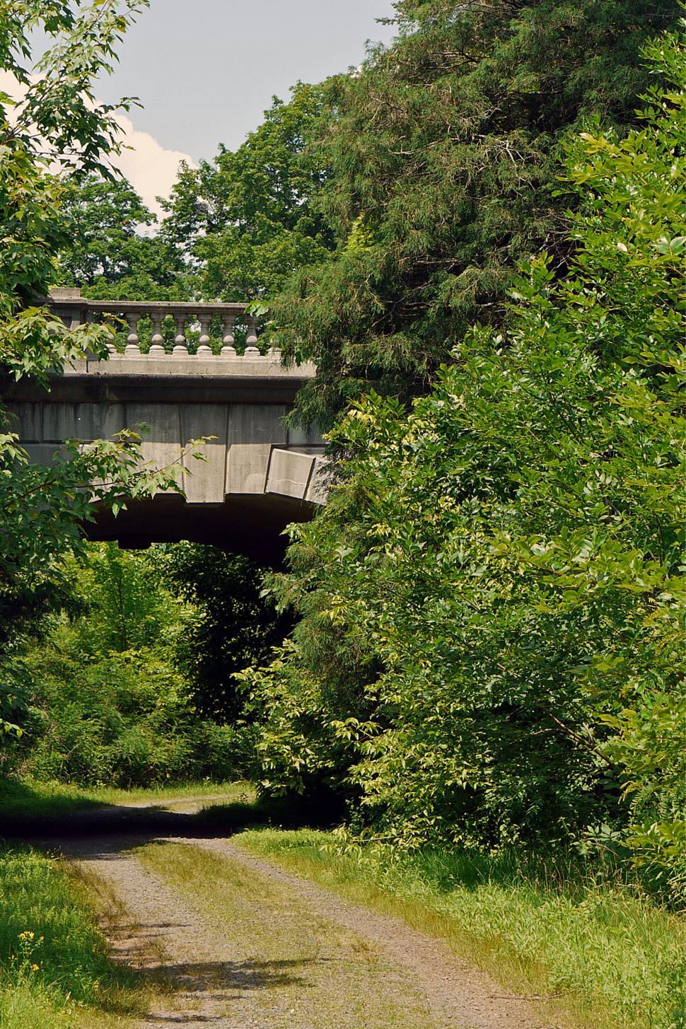 Free Image of Stone Bridge 
