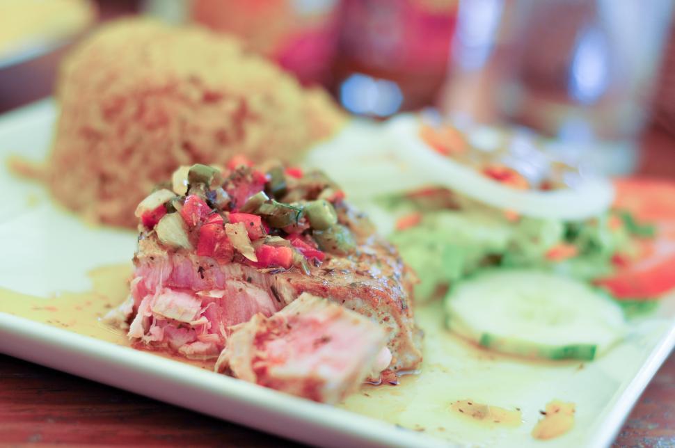 Free Image of Tuna meal 