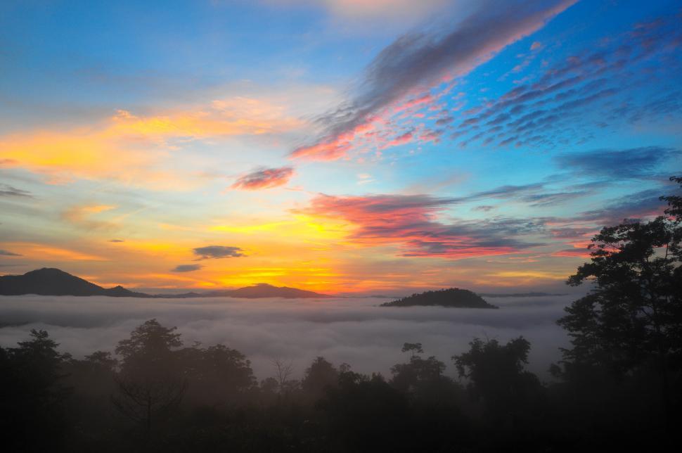 Free Image of Clouds over valley 