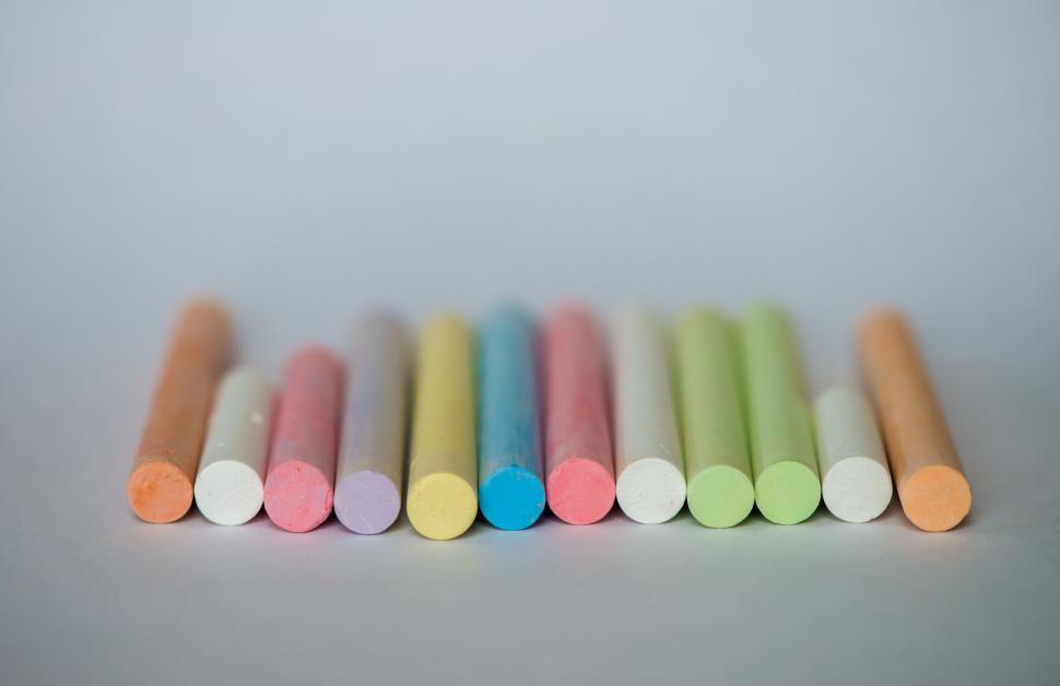 Free Image of Colorful chalks 