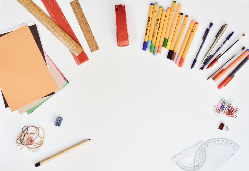 Free Image of Various stationery items 