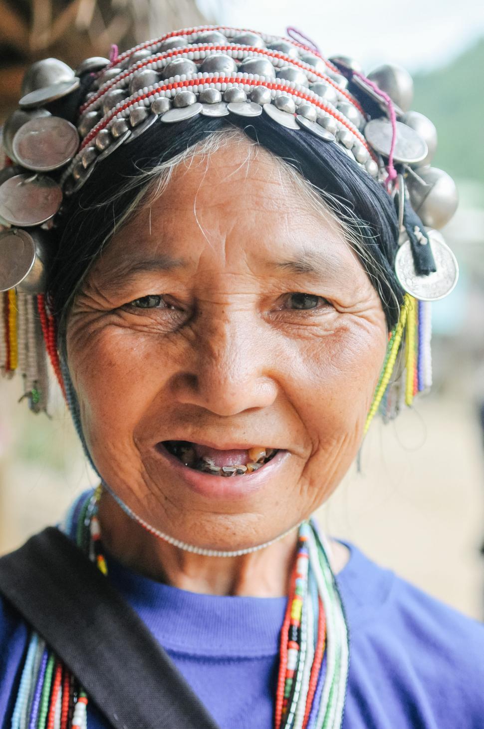 Free Image of Smiling elderly woman 