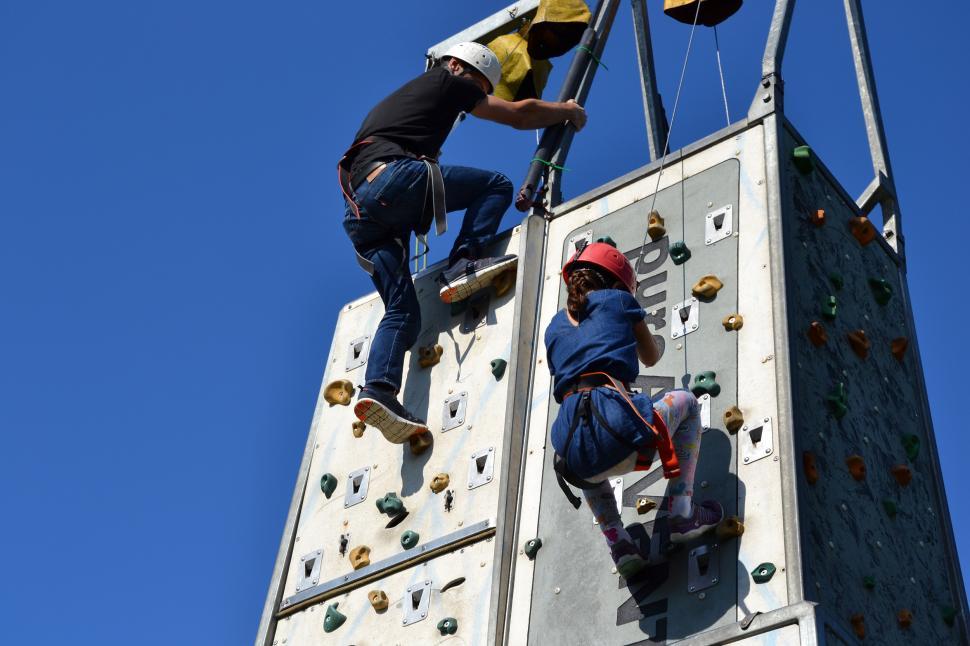Free Image of Wall climbing family 