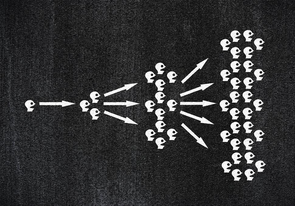 Free Image of Spreading the word - Going viral concept 