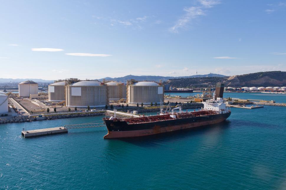 Free Image of Tanker at oil storage terminal 