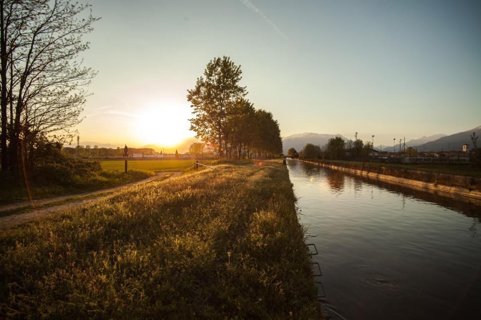 Free Image of Agricultural fields and water 