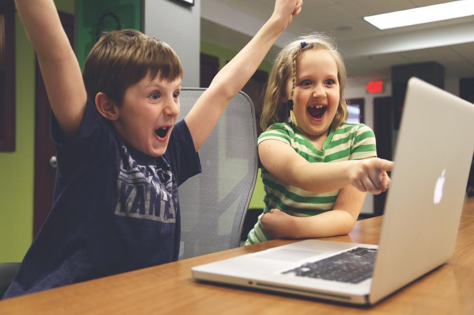 Free Image of Boy and Girl see something amazing 