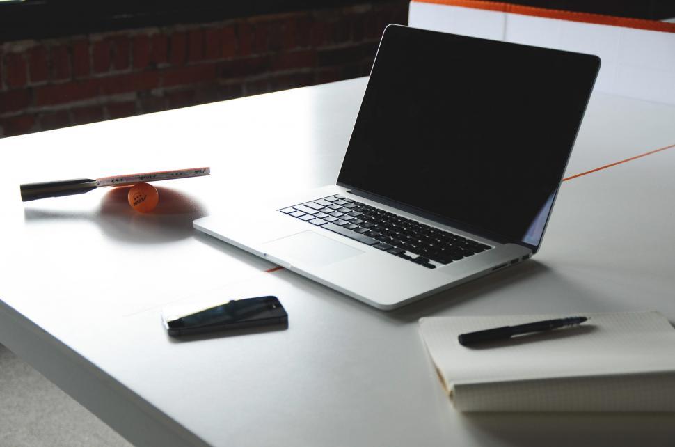 Free Image of Clean modern desk with laptop 