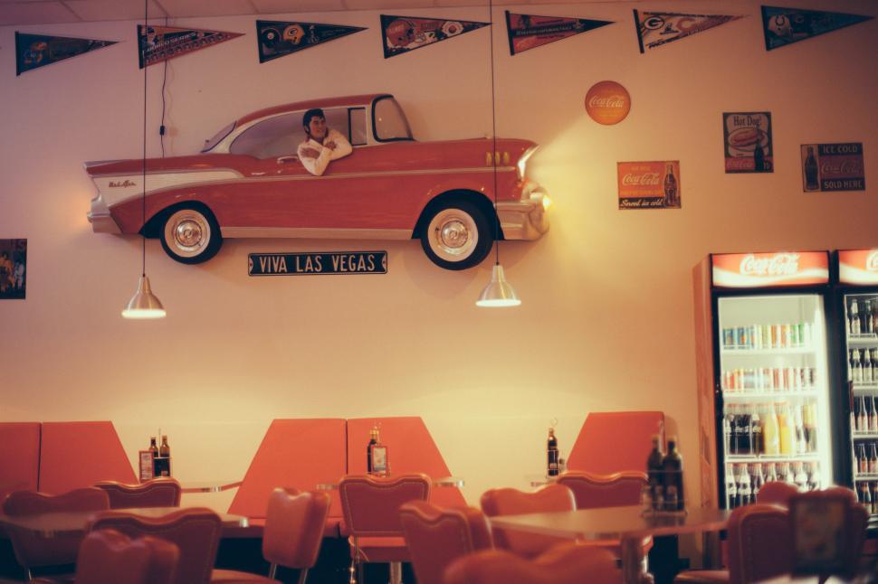 Free Image of Restuarant interior  
