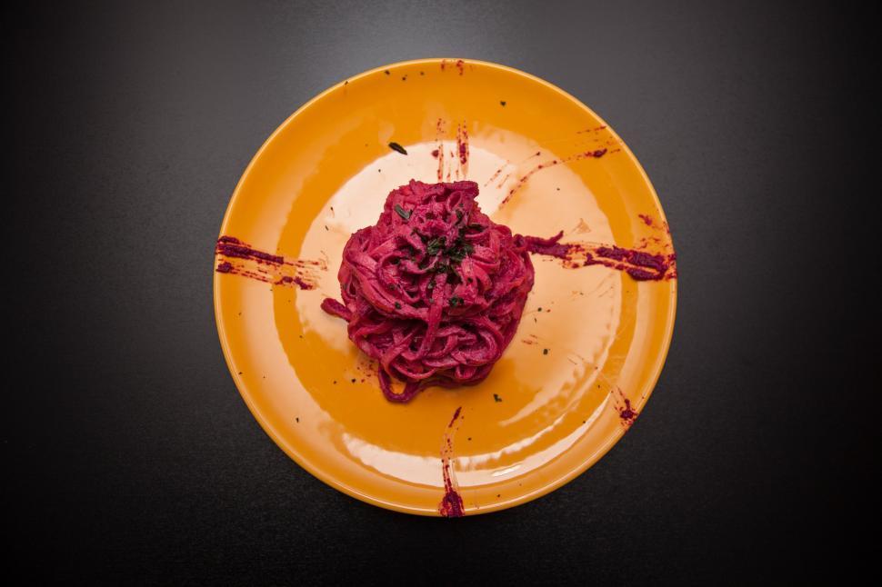 Free Image of Beetroot colored fresh pasta 