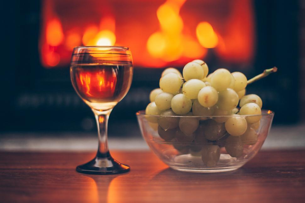 Free Image of A glass of wine 