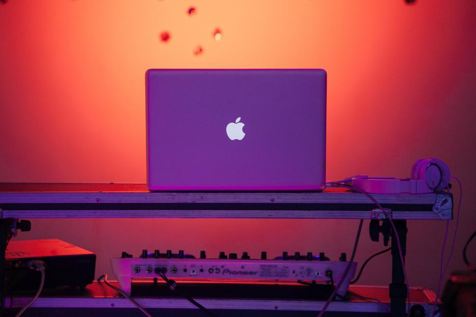 Free Image of Laptop Computer on Table 