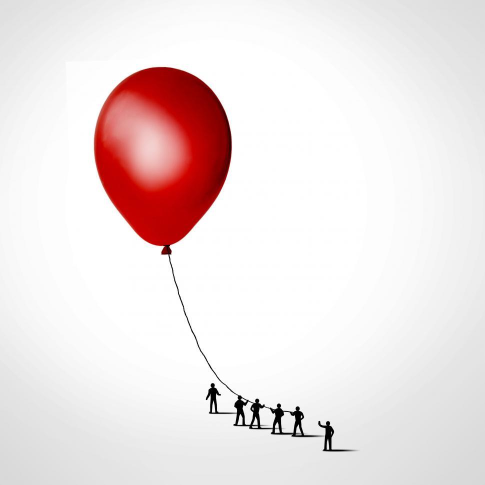 Free Image of Pulling the same rope - Teamwork concept  