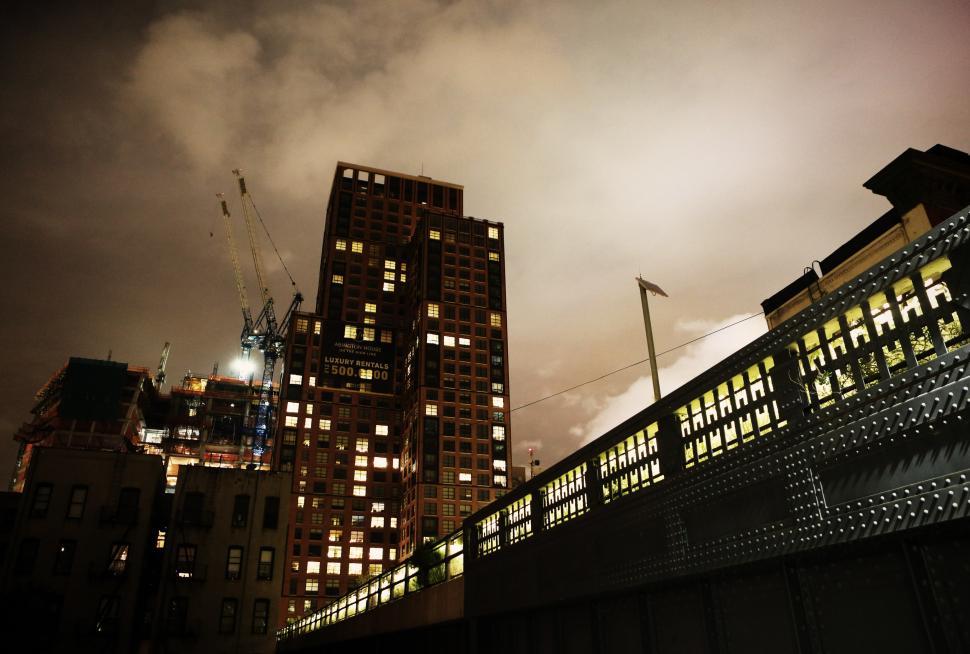 Free Image of Towering Building With Abundant Windows 