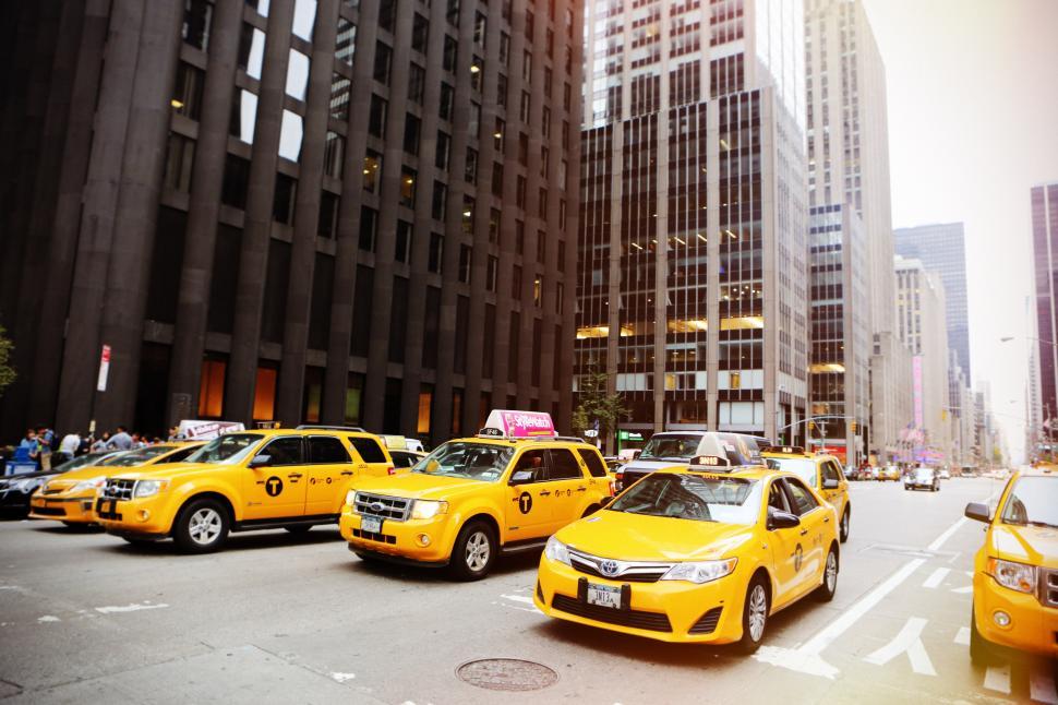 Free Image of Taxis in NYC 