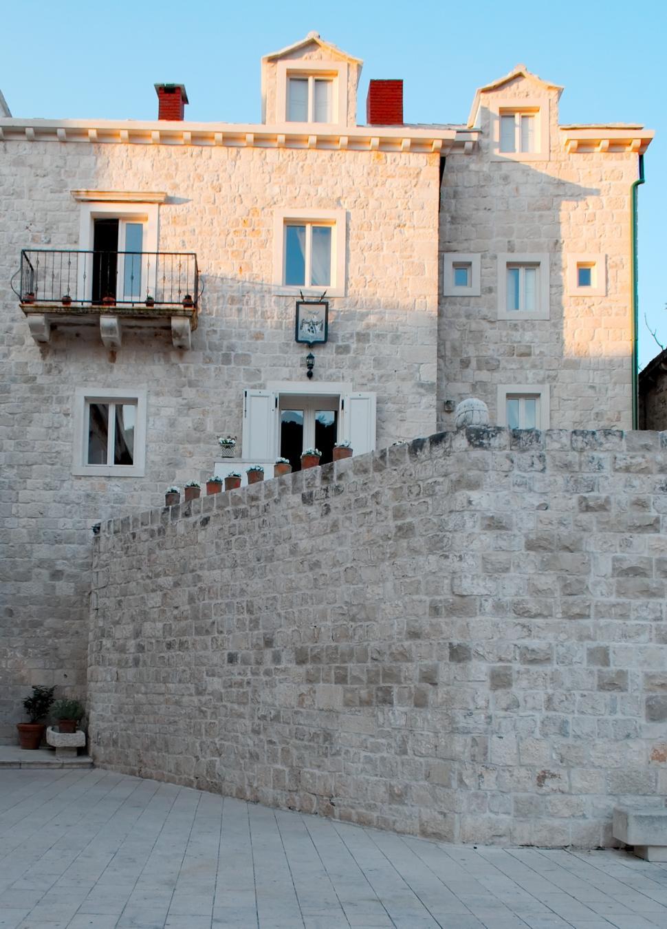 Free Image of The palace 