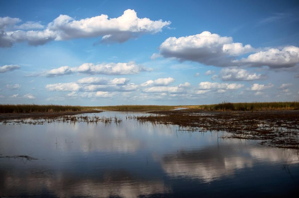 Free Image of White Clouds 